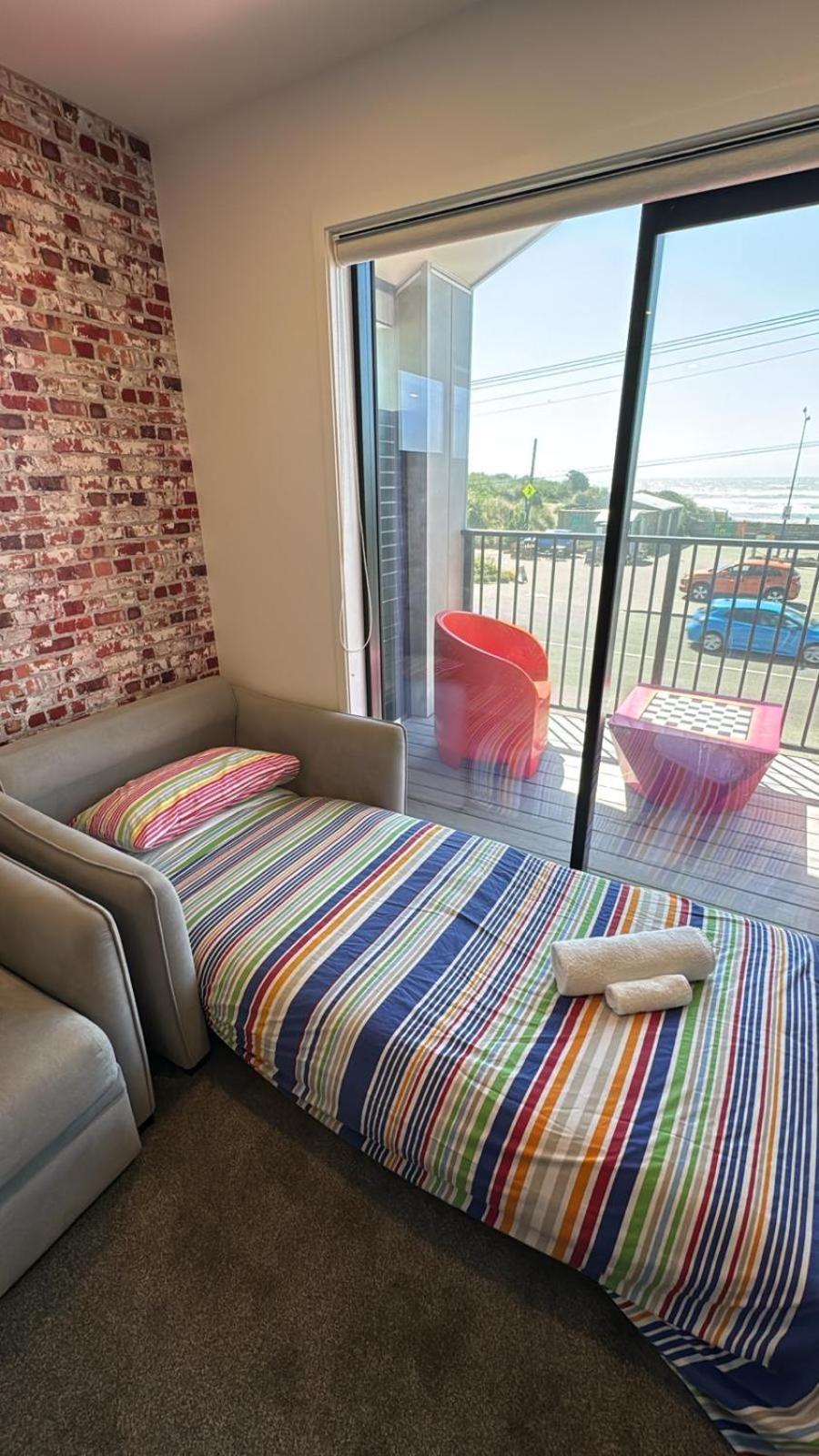 Appartement Okioki - Seaside Escape à Christchurch Extérieur photo